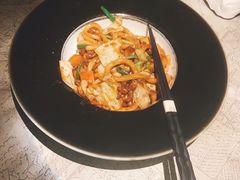 -穹六人间 people 6(岳阳路店)