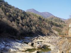 -燕子河大峡谷天坑仙境