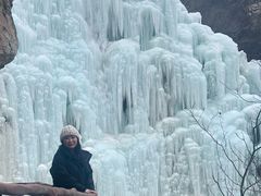 -大平台龙居瀑布旅游区