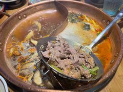 -洱火云南酸菜牛肉火锅(石景山当代商城店)