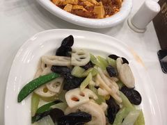 海参烧豆腐-老浒记民俗酒楼(王府井店)