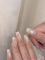-Fanni美甲美睫皮肤管理