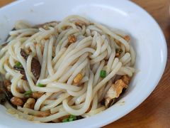 -牛八宝桂林米粉(八里庄店)