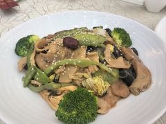 -轩记海鲜餐厅·四十五年老字号·经典粤菜(西区彩虹店)
