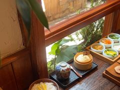 -银米·云南传统过桥米线(双廊黑金冠店)