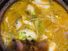 -有红鸡毛店·砂锅菜(抚琴夜市店)