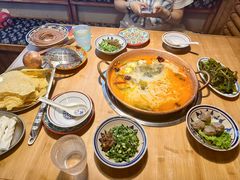 -洱火云南酸菜牛肉火锅(石景山当代商城店)