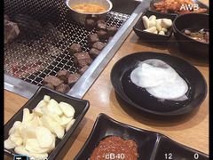 -肉甲韩国木炭烤肉(新壹街1店)