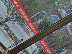 -肥肥虾庄·金牌油焖大虾(杨园滨江时代walk店)