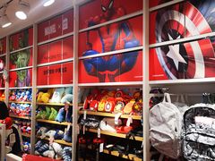-名创优品(北京新中关购物中心地铁层店)