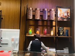 -Laderach 莱德拉(上海环贸iapm店)