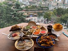 -包整·丝娃娃(一览甲秀楼风景店)