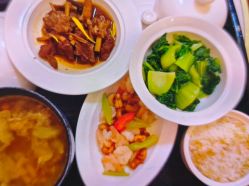 -拾玥辣妈月子会所(双子塔店)