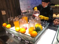 -领鲜活海鲜榴莲自助火锅(东门店)