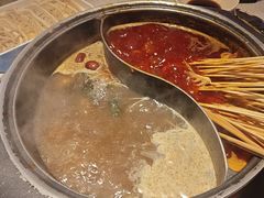 -钢管厂五区小郡肝串串香(蜀都万达店)