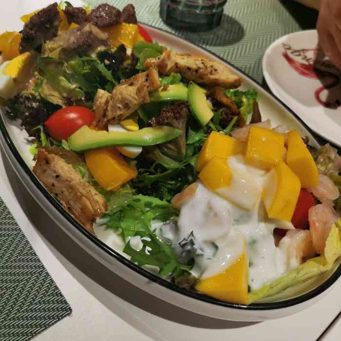 研磨时光融合餐厅(天美新天地店)-"看到朋友来吃了龙虾意面,特地来