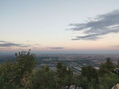 -鬼笑石后山停车场