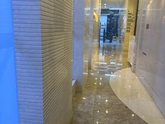 -跃动游泳健身俱乐部(新华传媒店)
