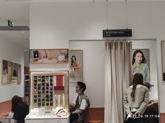 -海马体照相馆(万菱汇店)