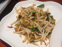 -魏铭鱼头捞饭(晋阳路店)