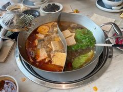 -左庭右院鲜牛肉火锅(浦江欢乐颂店)