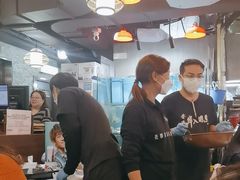 -鲜入围煮花胶鸡海鲜火锅