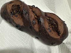 黑巧克力无花果碱水棍-佐敦面包铺·JORDAN BAKERY