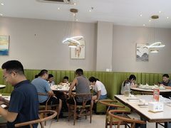-苏湘小馆·不做预制菜(青年公社店)
