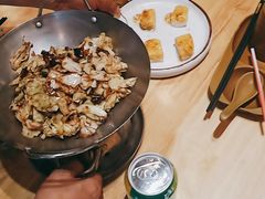 干锅手撕包菜-小六汤包砂煲菜(文景路店)