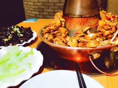 -超越炭火牛蛙火锅鸡(河东店)