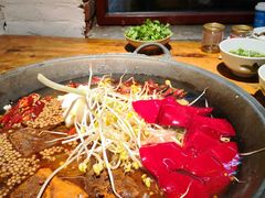 -四小区火锅·巷子里的重庆火锅(花照壁店)