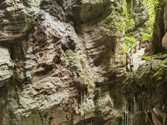 -龙水峡地缝景区