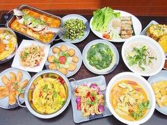 -大头虾越式风味餐厅(光明广场店)