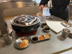 -围炉肉舍丹东海鲜烤肉·烤活鳗(步行街店)