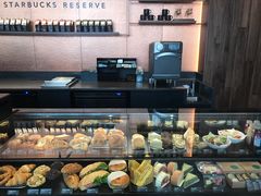 面包甜点陈列柜-星巴克臻选(思南公馆店)