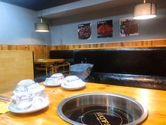 大堂-何氏串串香火锅(翠亨店)