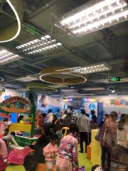 -莫莉幻想儿童乐园(深圳南山欢乐颂店)