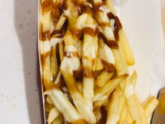 -麦当劳(轻轨曹杨路店)