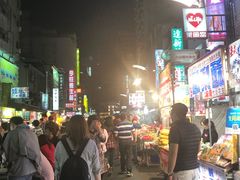 -六合夜市