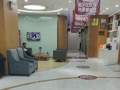 -雅悦齿科(顾村公园店)