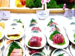 -雍容荟帝王蟹活龙虾展台自助(IFS黑金店)