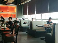 大堂-大头虾越式风味餐厅(光明广场店)