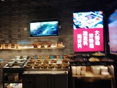 -老牌坊云南鱼豆花火锅(哈西万达店)