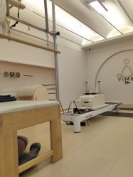 -亦美瑜伽·普拉提