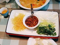 -四姐妹东北饺子(沙尾路店)