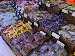 零售区-来伊份(龙之梦长宁店)