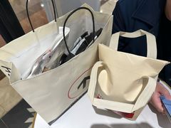 -HOT CRUSH趁热集合·现烤面包(环球港店)