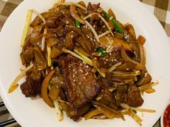 招牌干炒牛河-新大咀港式茶餐厅(宝山万达店)