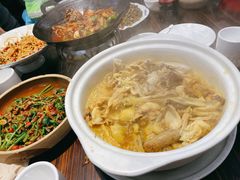 -民间瓦缸煨汤館(嵩山路店)