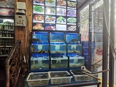 -老东镇啤酒屋海鲜加工·蒸汽海鲜·海鲜烧烤(台东店)